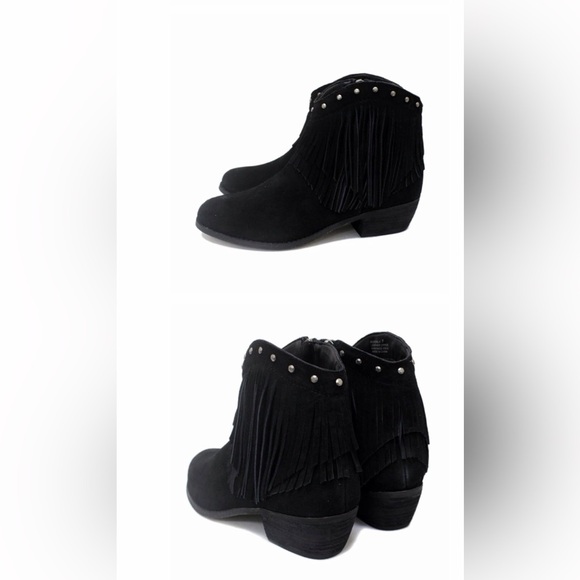 Minnetonka Bandera Studded Booties with Fringe - Picture 7 of 9